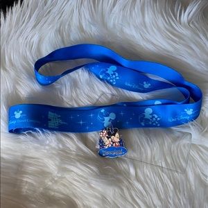 Disney Travel Company lanyard & Disneyland Pin